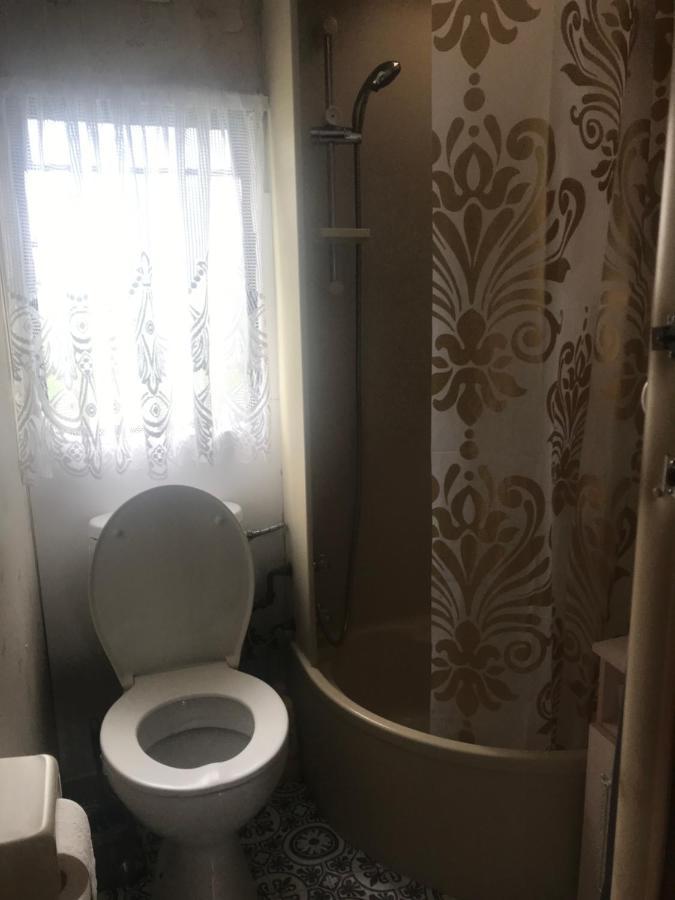 Domek Holenderski Sobacz Bagian luar foto