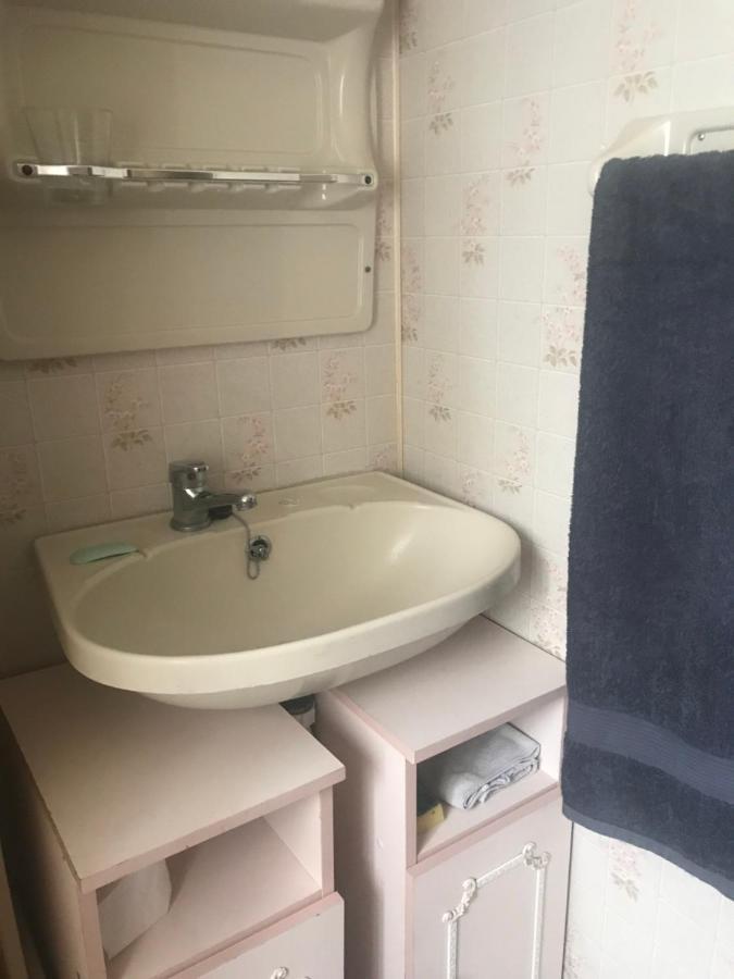 Domek Holenderski Sobacz Bagian luar foto